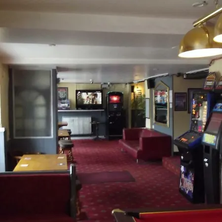 White Hart 3*